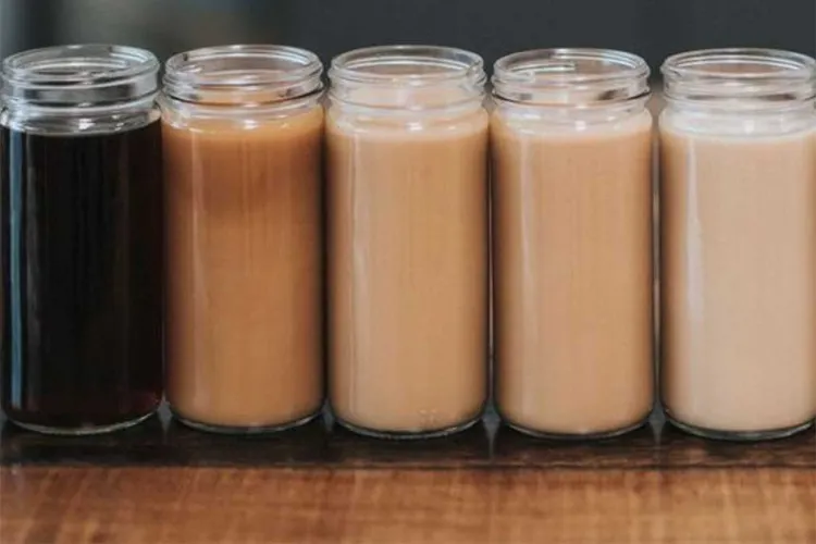 Light Roast vs. Dark Roast Coffee: What's the Difference?